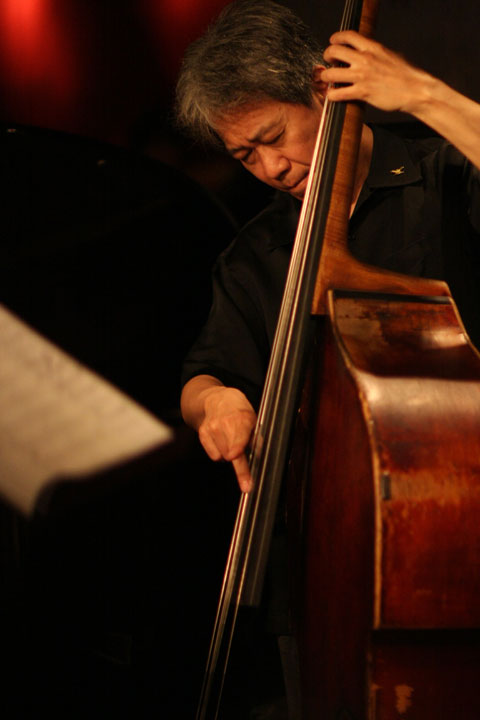 g photo by ISHII Hitoshi