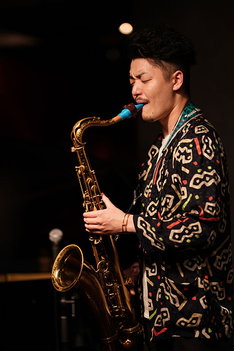 Tomoaki Baba photo by ISHII Hitoshi