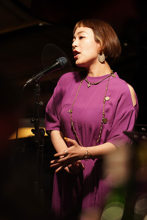 Ema Jazz Vocal